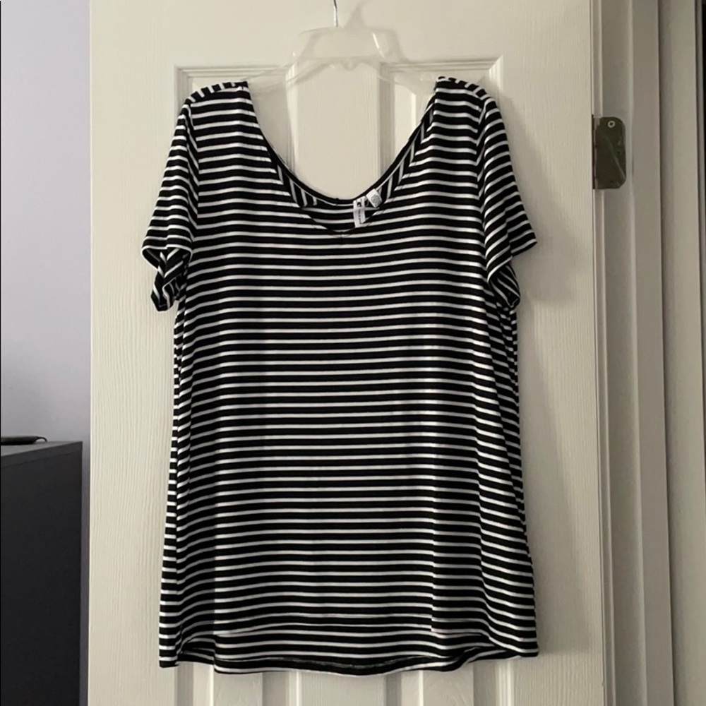 Black, white, and silver short-sleeve Striped Top